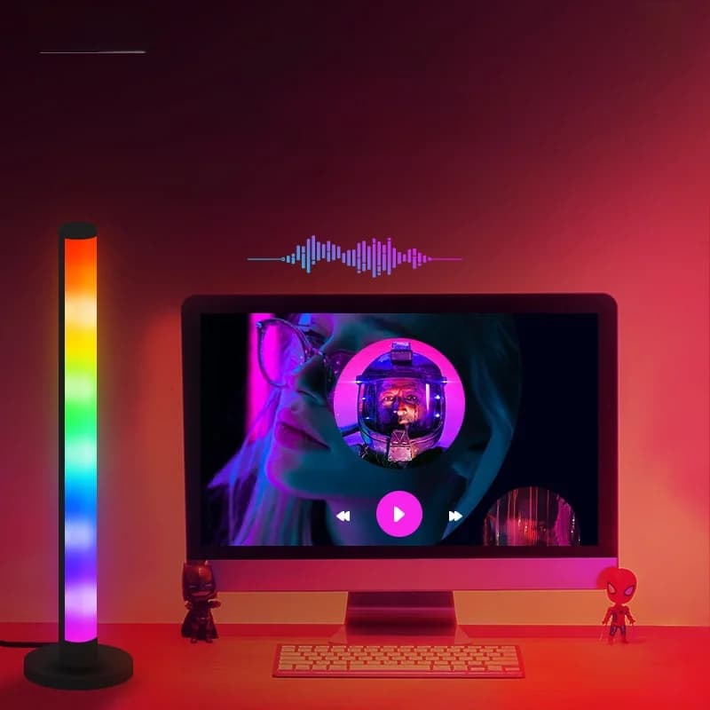RGB LED skrivbordslampa med ljudstyrning och appkontroll
